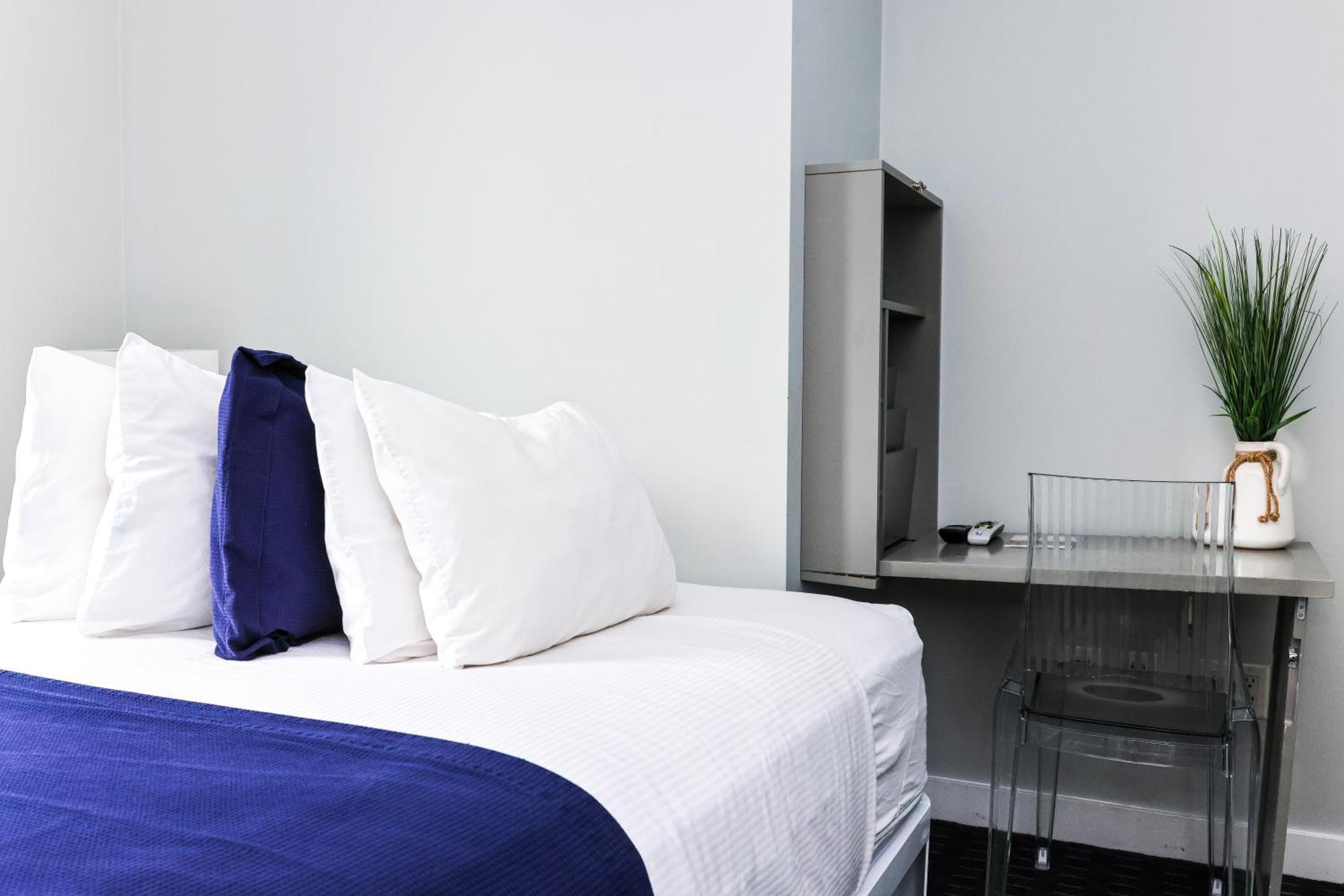 Cozy Newbury Street Studio, #5 Бостон Экстерьер фото