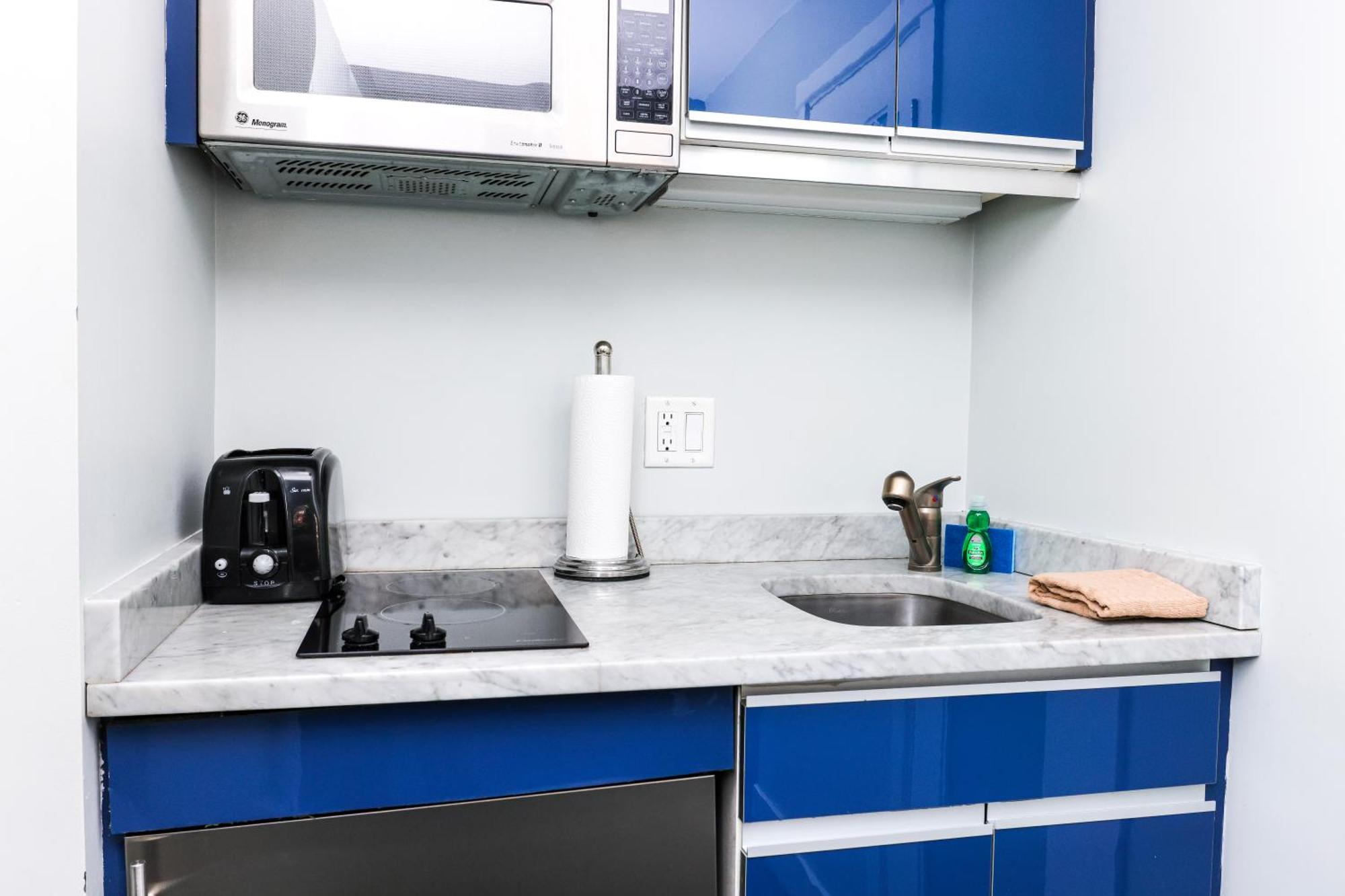 Cozy Newbury Street Studio, #5 Бостон Экстерьер фото